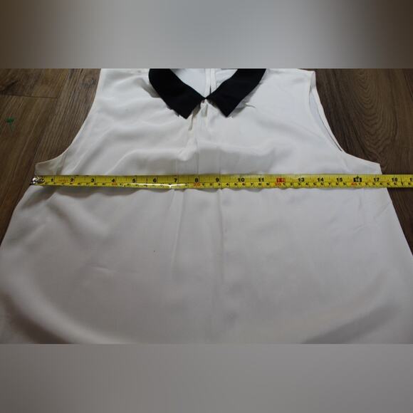 Kate Spade Sleeveless Blouse White Black Collar Contrast Trim Size 4 - Picture 4 of 5
